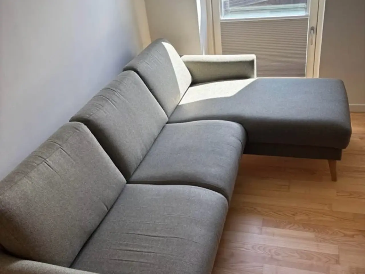Billede 1 - Flot sofa med chaiselong 