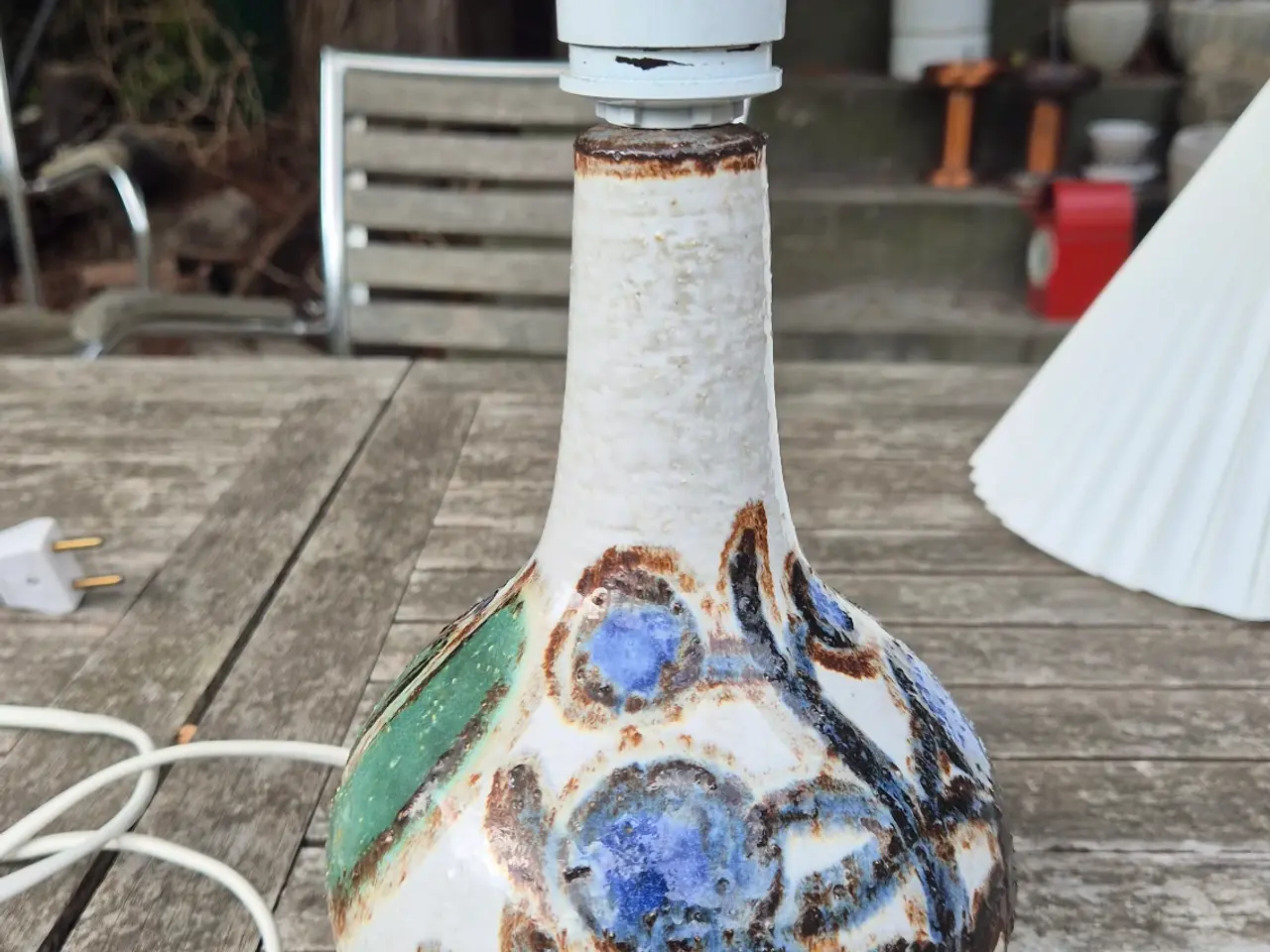 Billede 2 - Bordlampe i smukke, stærke farver