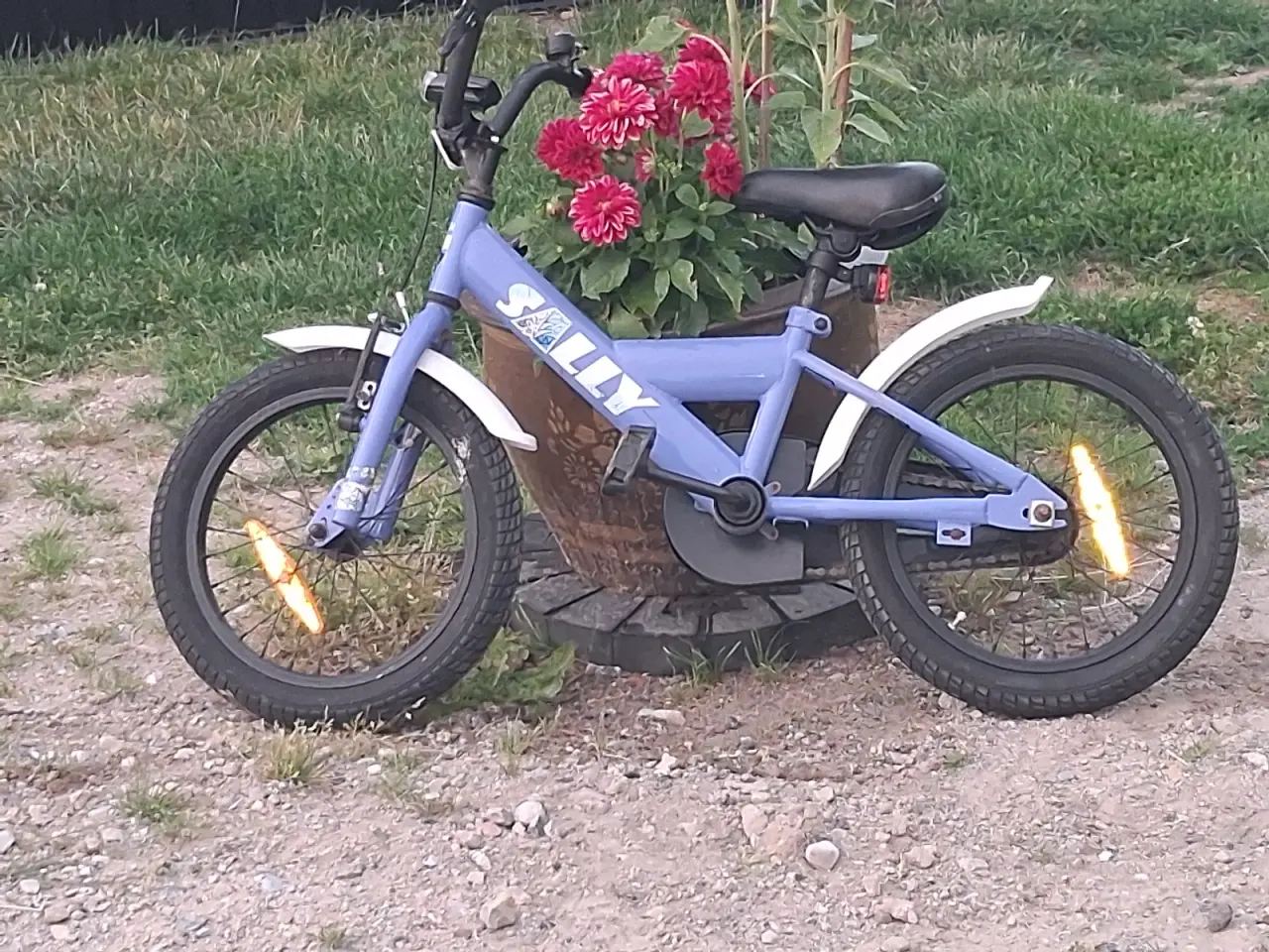 Billede 2 - Puch cykel 16 tomme bud modtages 300 kr. Cykel e