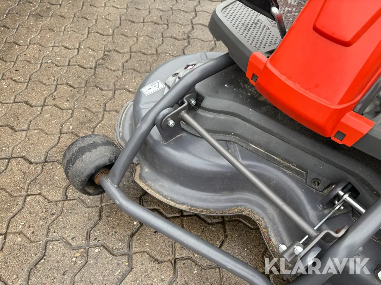 Billede 7 - Plæneklipper Husqvarna R112C5