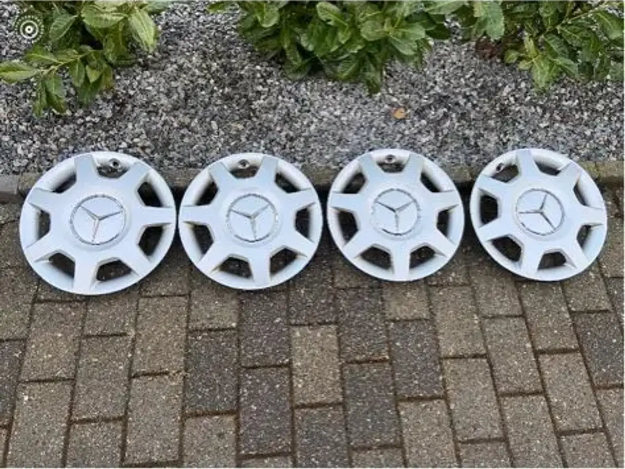 Billede 2 - Vinterdæk og fælger til en Mercedes
