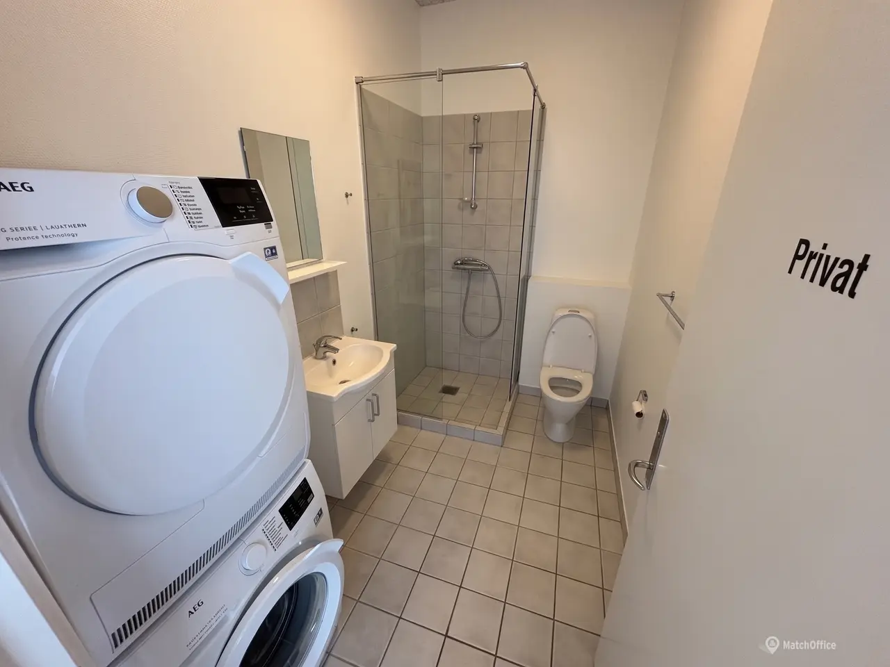 Billede 9 - Lys og velindrettet klinik på 179 m²