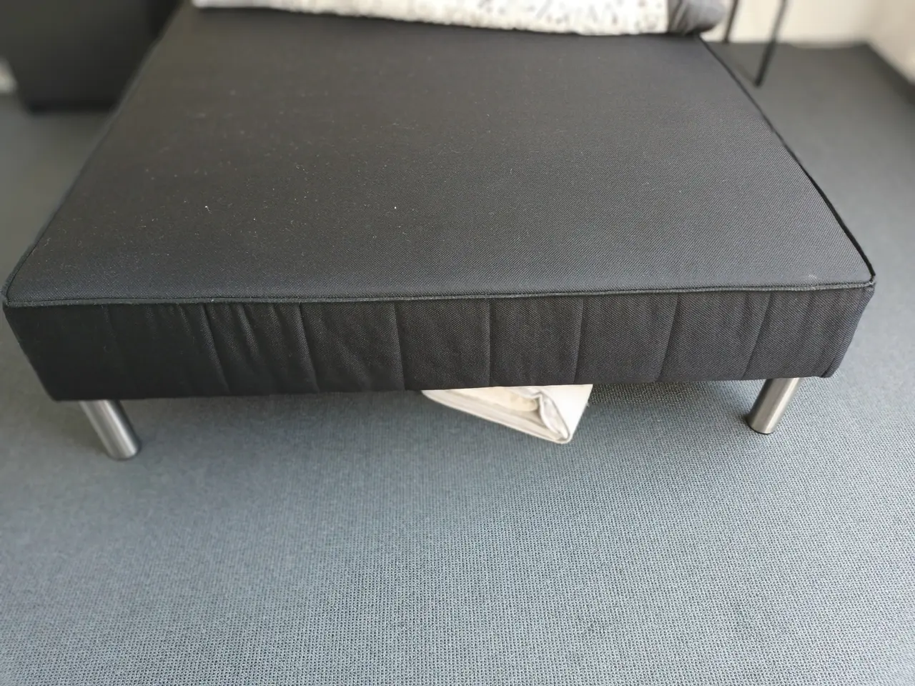 Billede 1 - Boxmadras 140 cm. med stålben.