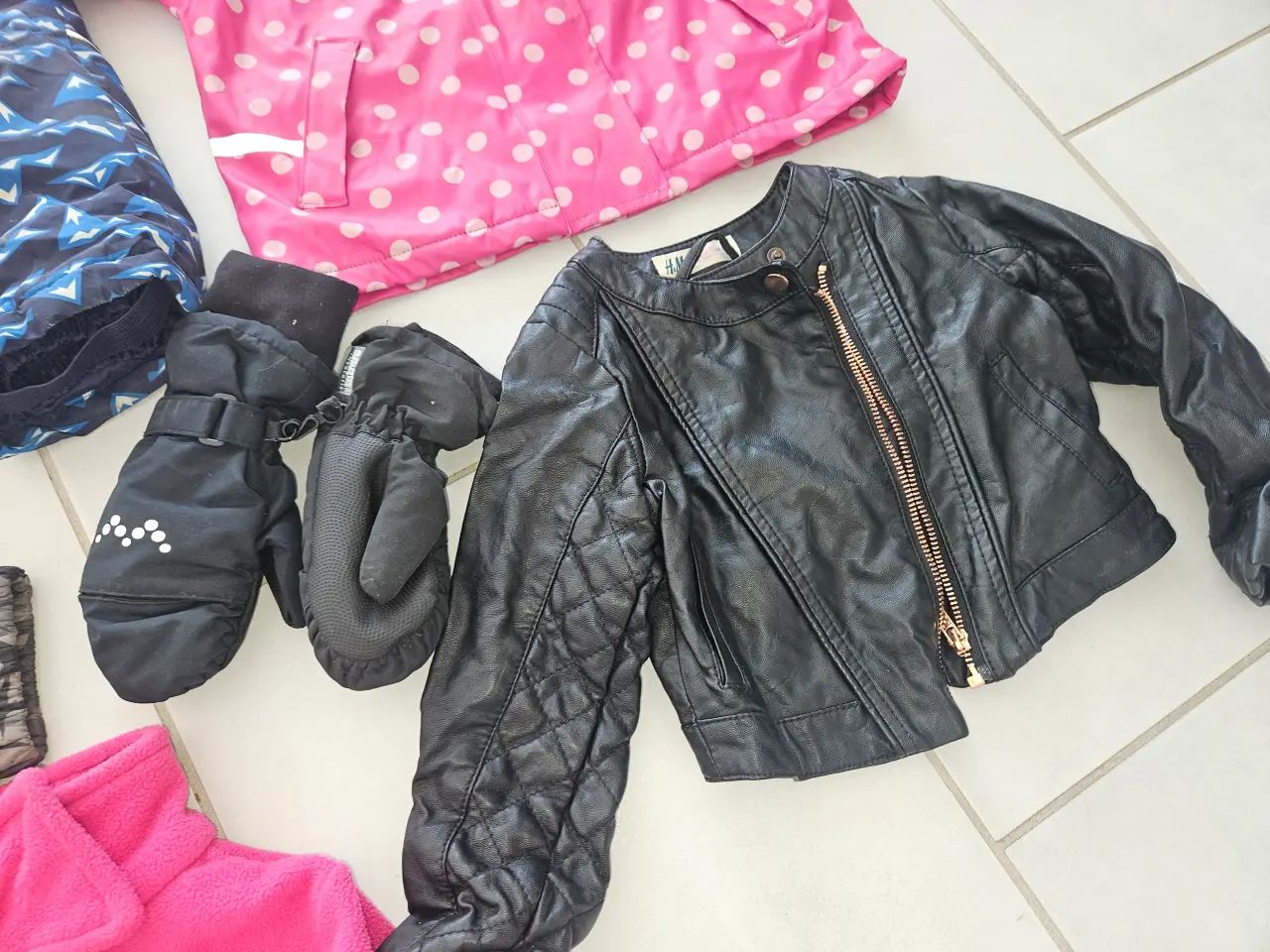 Billede 4 - Pose 26 pigetøj 6-12 m