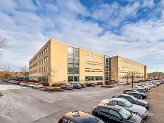 Flerbrugerejendom med fælles faciliteter i Lyngby