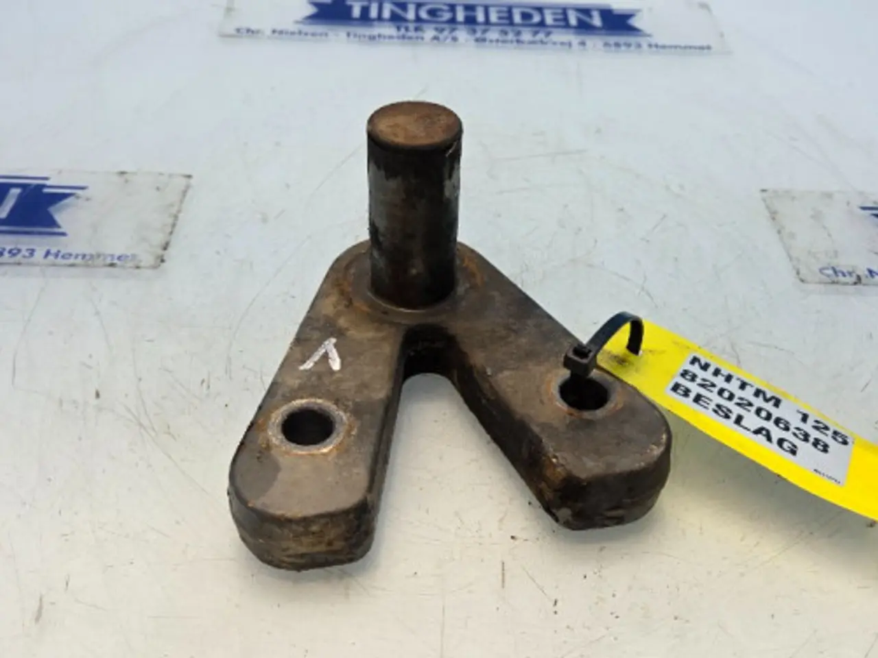 Billede 6 - New Holland TM125 Beslag 82020638