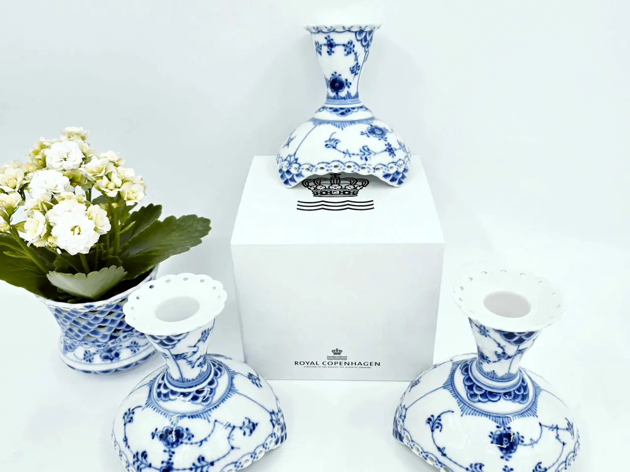 Billede 4 - Musselmalet Helblonde Lysestage Porcelæn