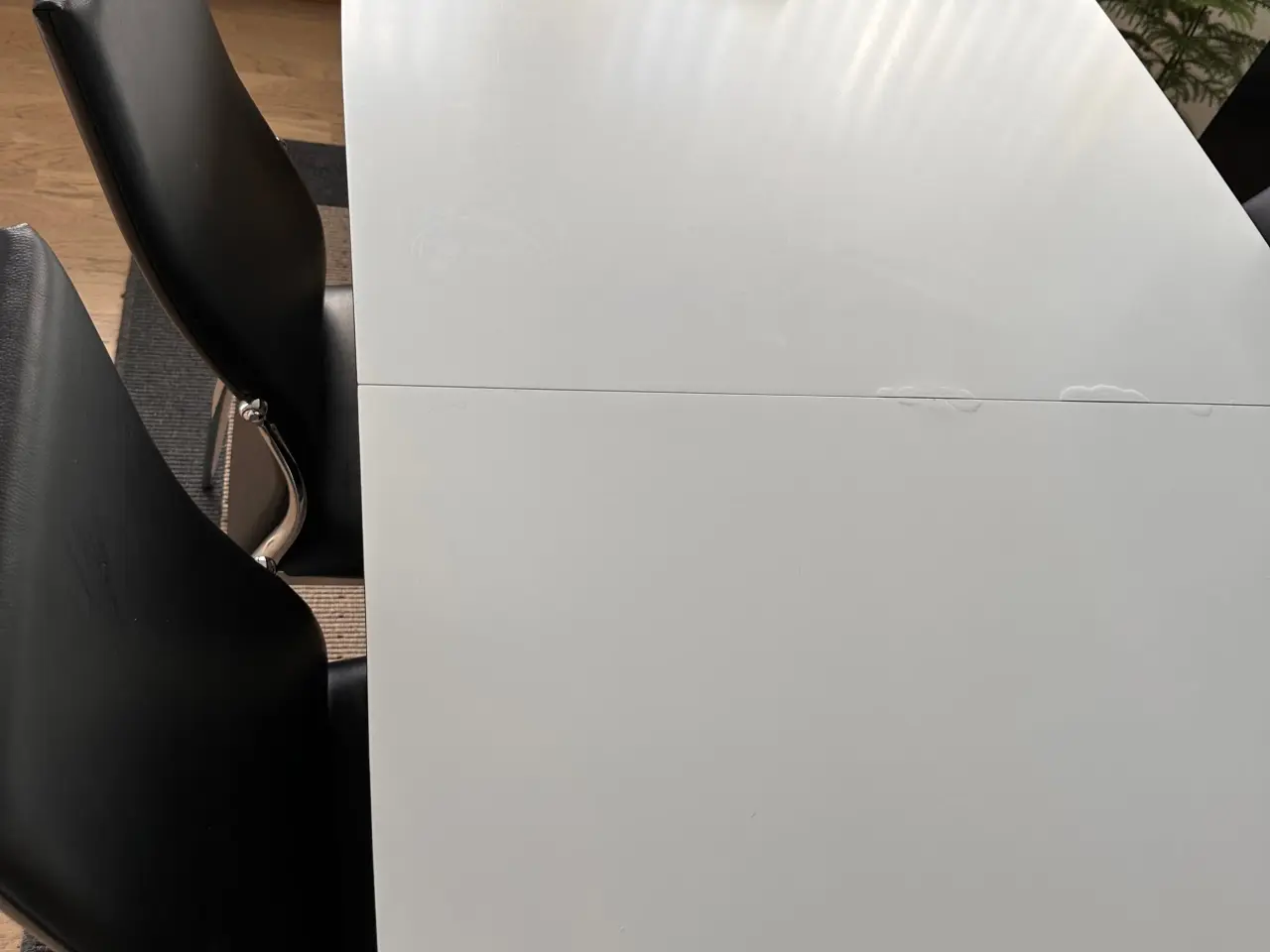 Billede 7 - Spisebord med 6 stole 