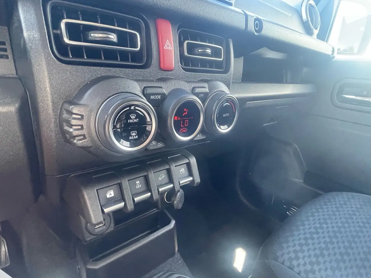 Billede 16 - Suzuki Jimny 1,5 Adventure AllGrip 102HK 3d