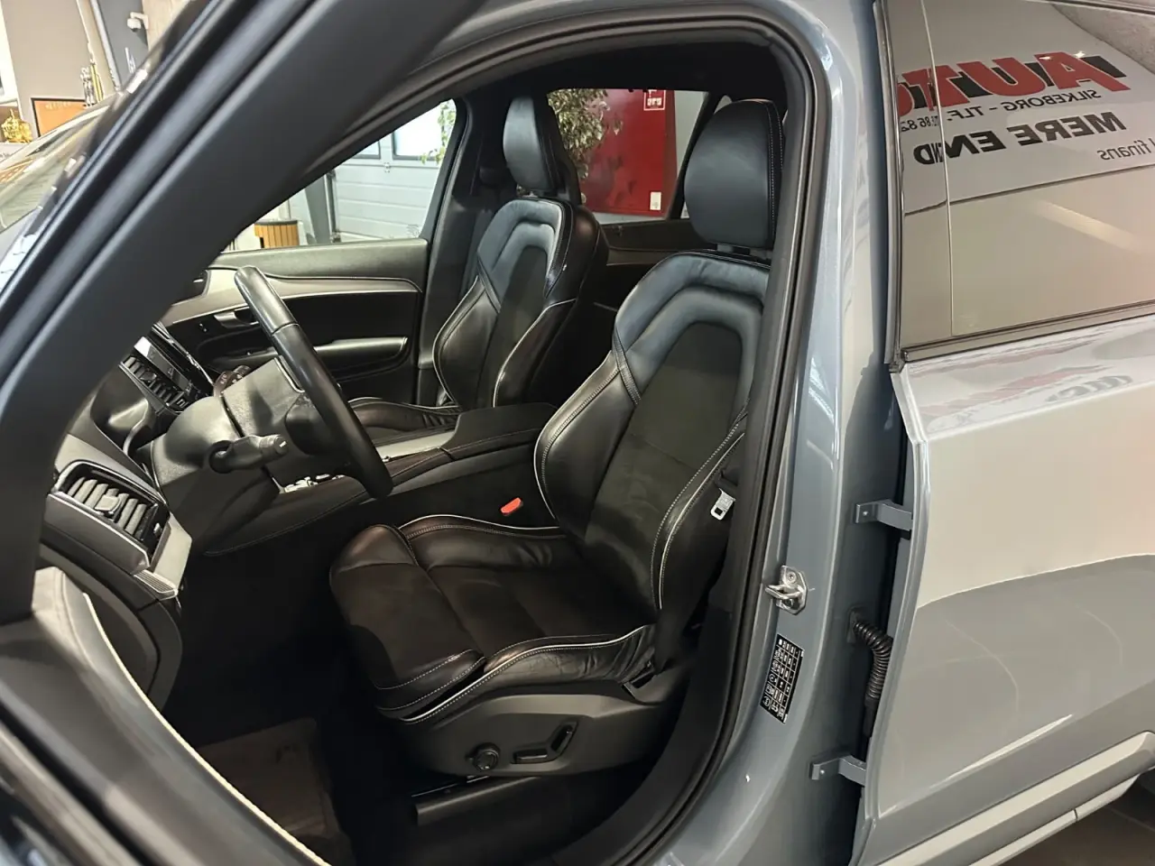 Billede 5 - Volvo XC90 2,0 B5 235 R-Design aut. AWD Van