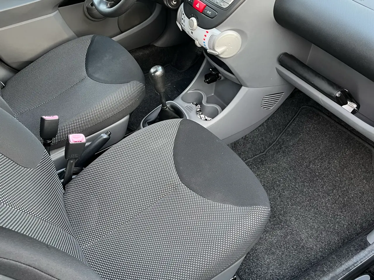 Billede 9 - Fin Toyota Aygo næste syn Nov. 27