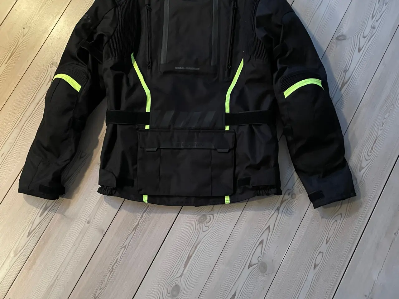 Billede 2 - MC jakke som ny