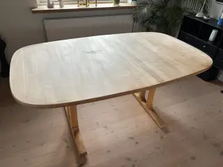 Spisebord massiv bøg