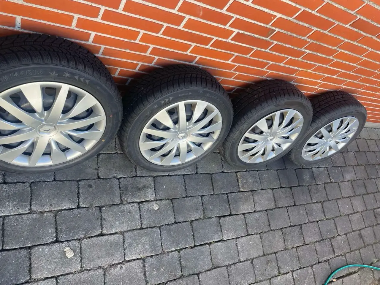 Billede 5 - 16 Originale Renault vinterhjul 5x114.3 ny dæk