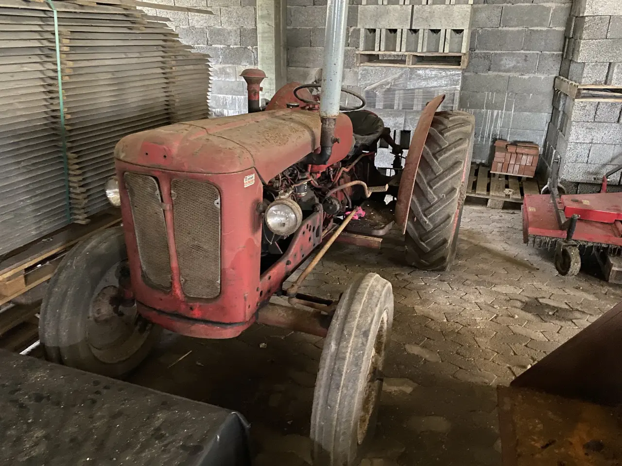 Billede 1 - Volvo 320 traktor