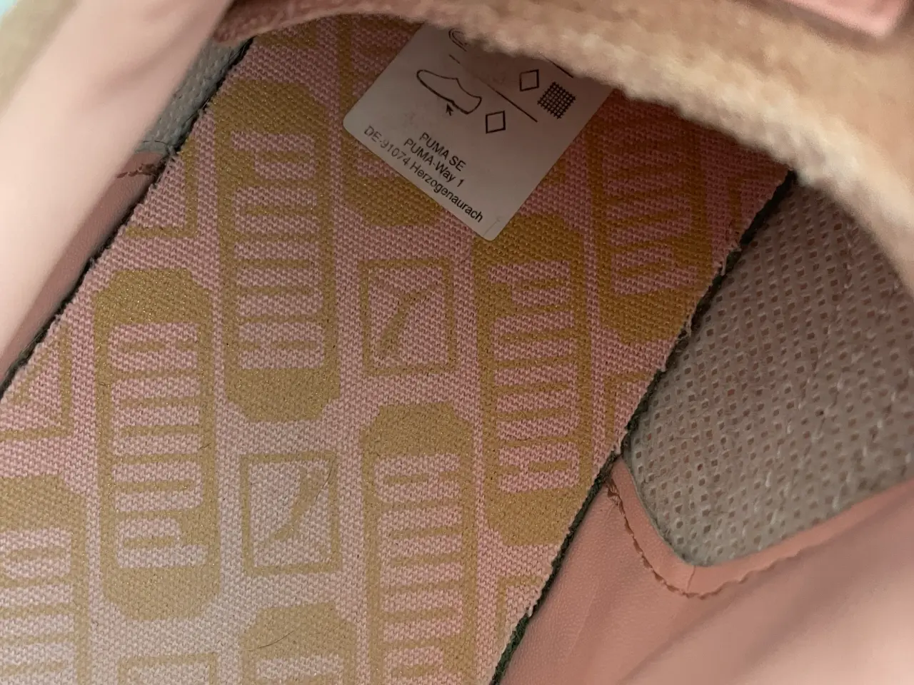 Billede 3 - Puma sneakers str.41.