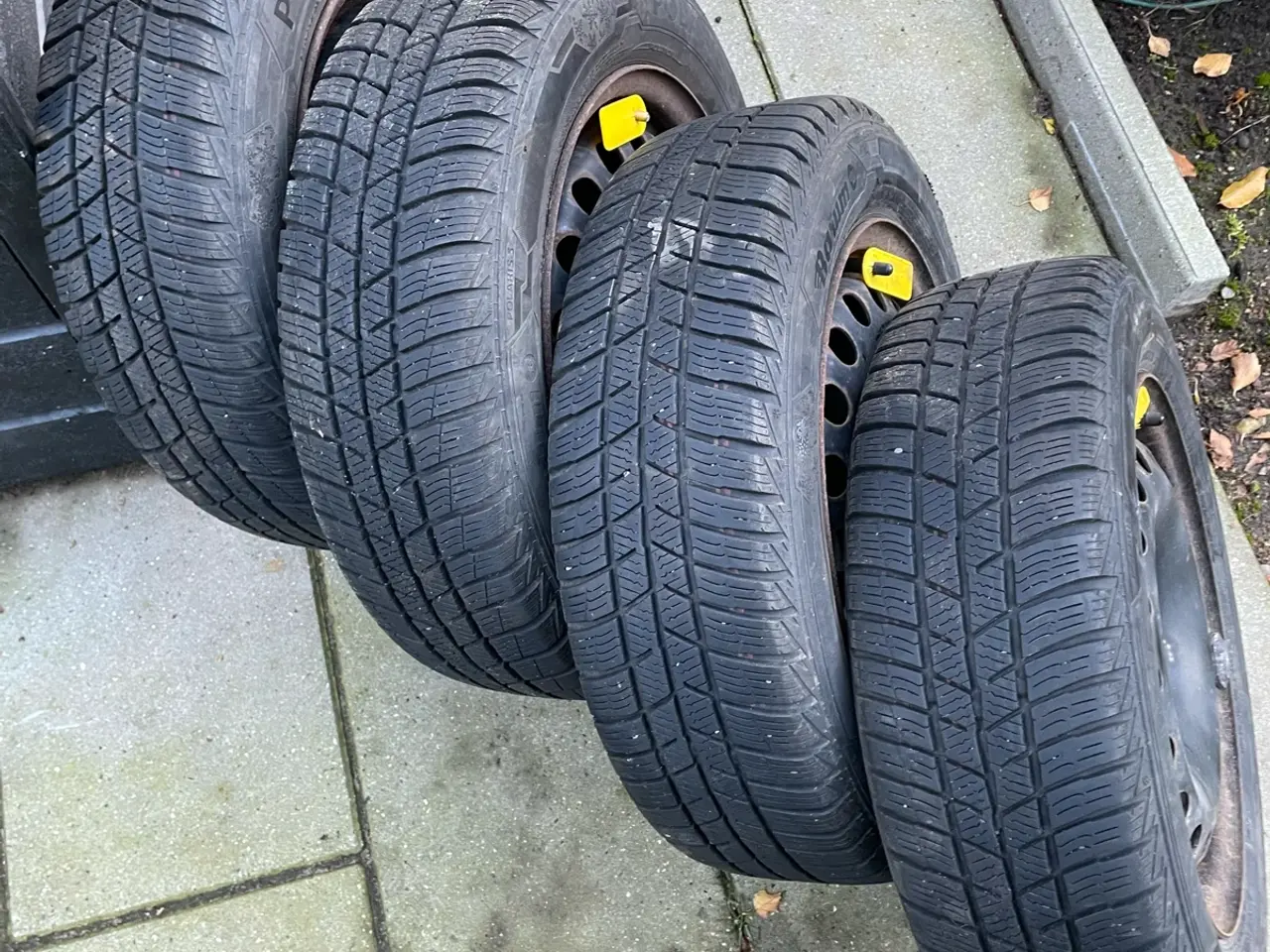 Billede 2 - Fælge inkl. vinterdæk.