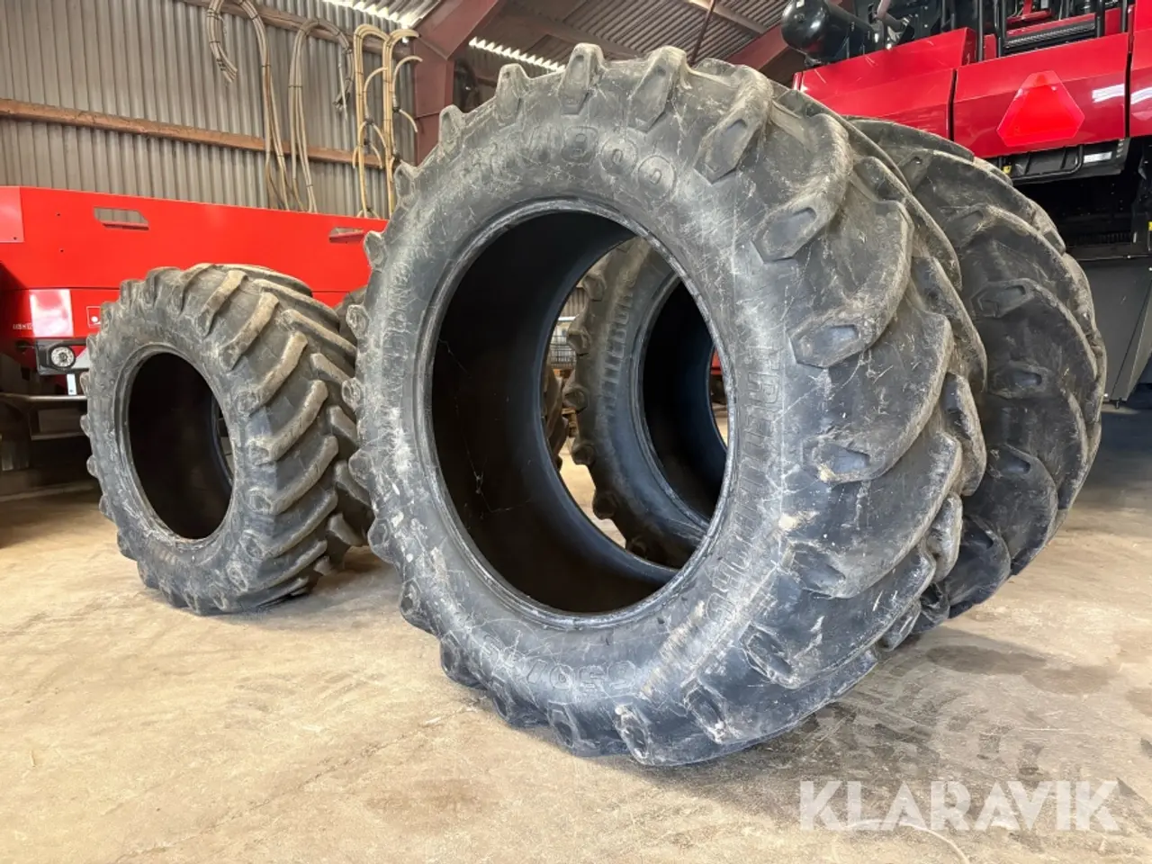Billede 1 - Traktor dæk Trelleborg & Michelin - 2 styk (650/65R42) & 2 styk (540/65R30)
