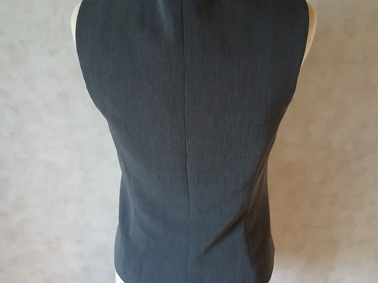 Billede 3 - Vest med knapper