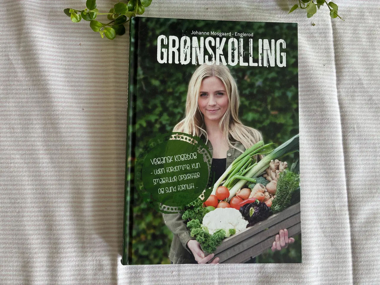 Billede 1 - GRØNSKOLLING  -  Vegansk Kogebog