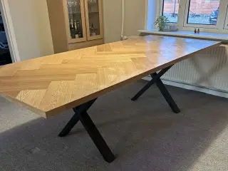Sildebens spisebord