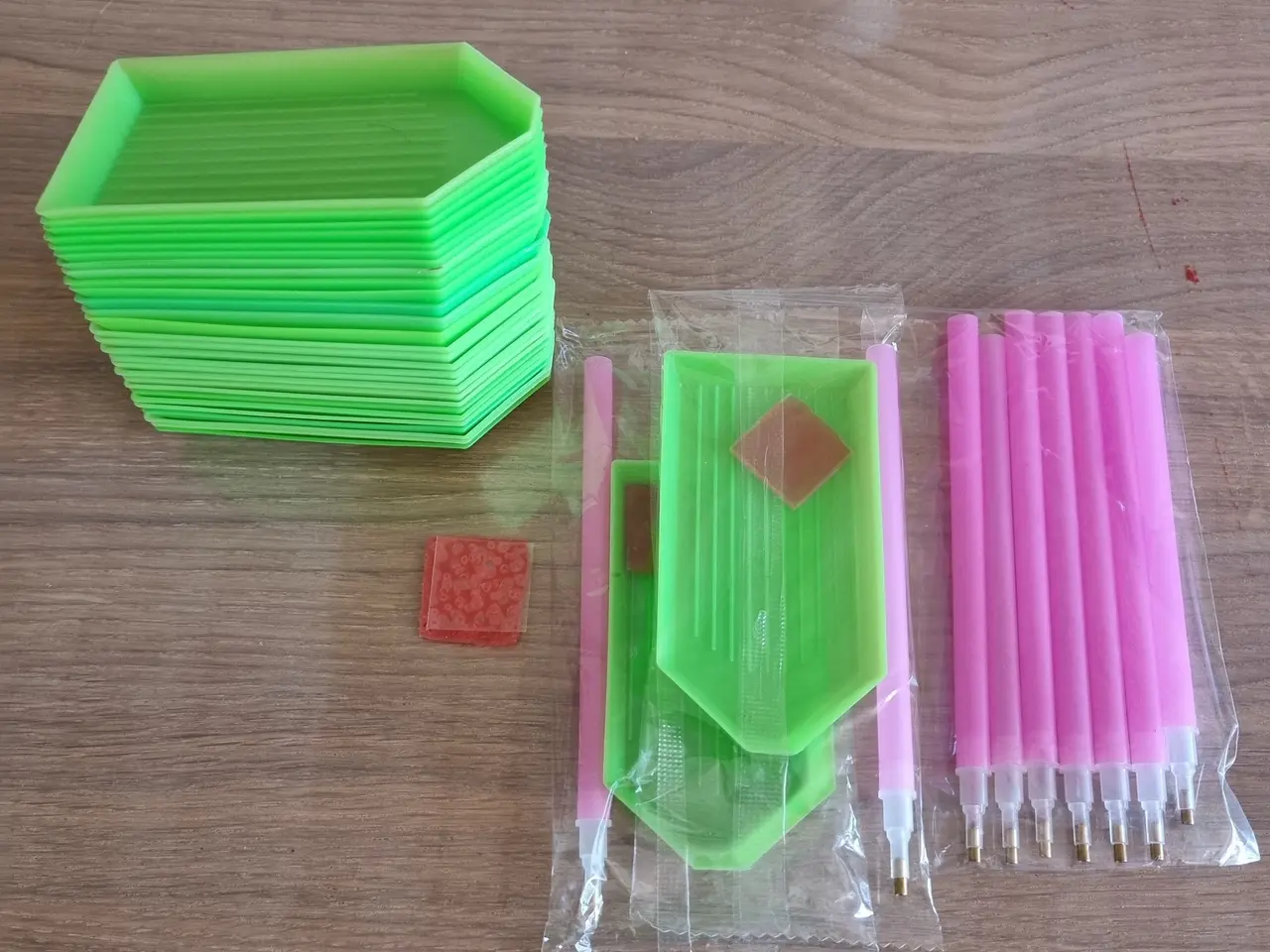 Billede 4 - 4 stk opbevaringsæsker m. indhold
