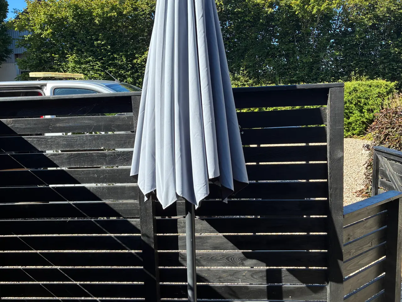Billede 1 - Parasol med fod