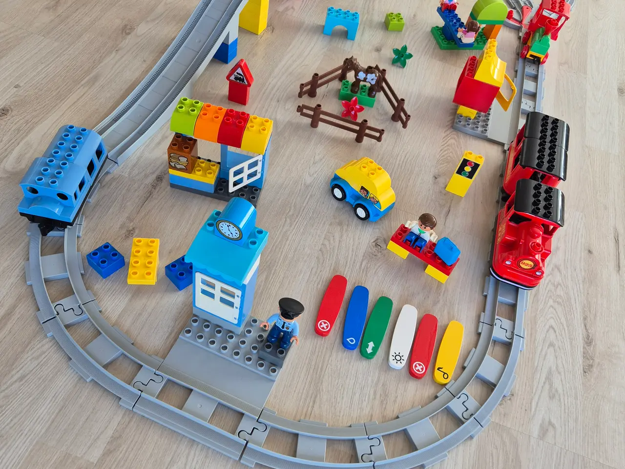 Billede 1 - Duplo Smart Elektrisk Togbane, Damptog, APP funkti