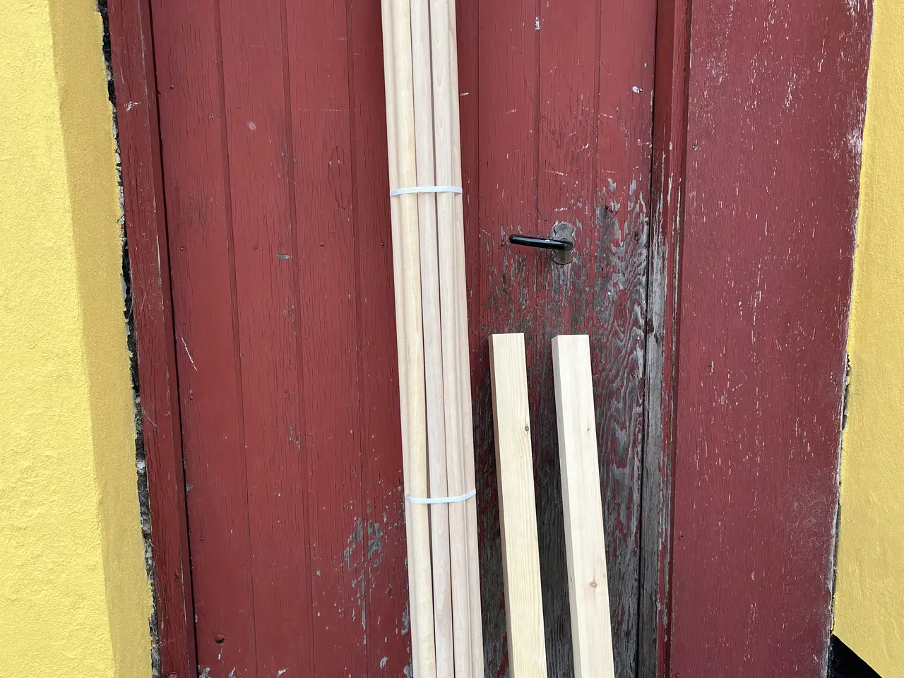 Billede 2 - Rundstokke stolper