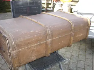 Antik Gammel rejsekuffert