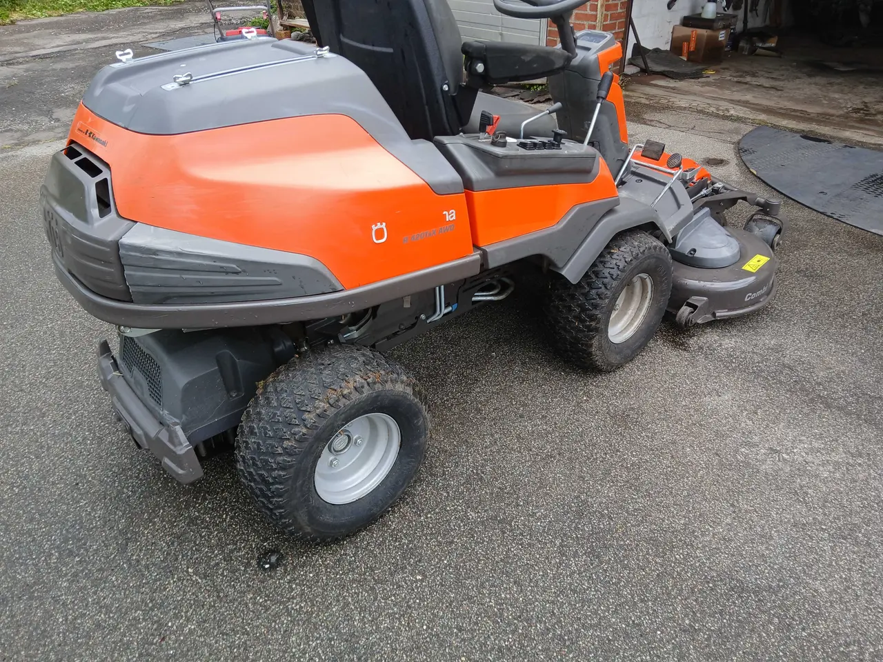 Billede 4 - HAVETRAKTOR HUSKVARNA R420 TSX AWD