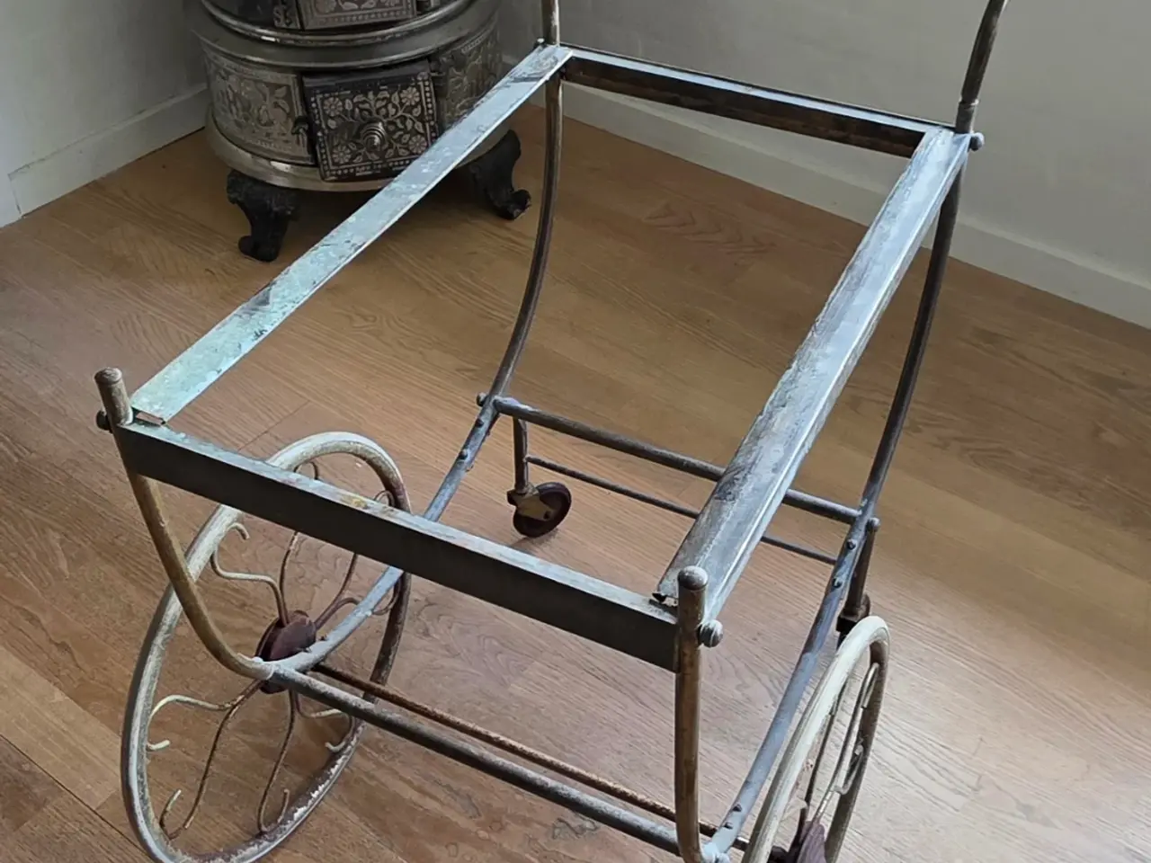 Billede 1 - Vintage Fransk Barbord i messing - 100+ år gammelt