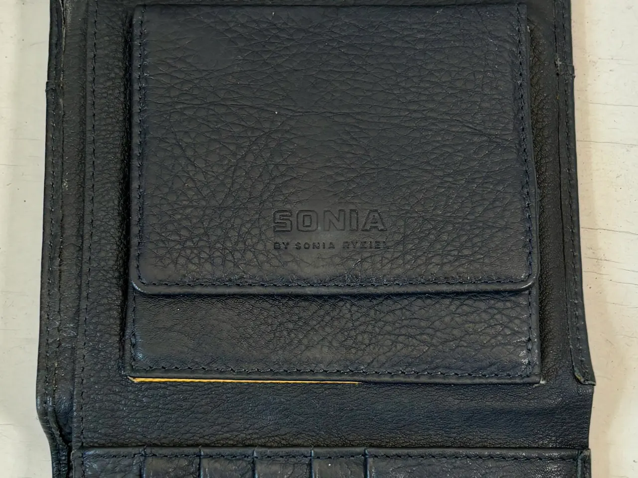 Billede 3 - Sonia  by Sonia Rykiel, sort læderpung med sløjfe