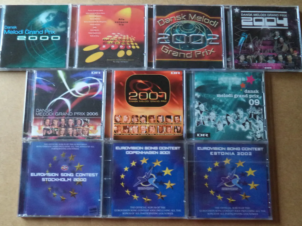 Billede 1 - .MELODI GRAND-PRIX + MGP CDer sælges stykvis      