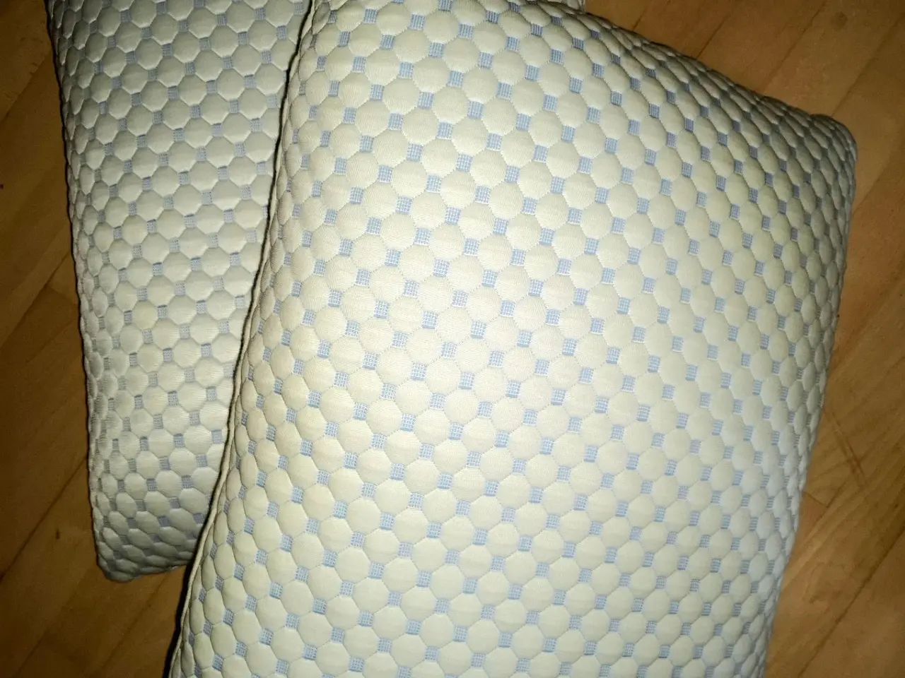 Billede 1 - Ergonomiske comfort puder, 2 stk. Helt nye.