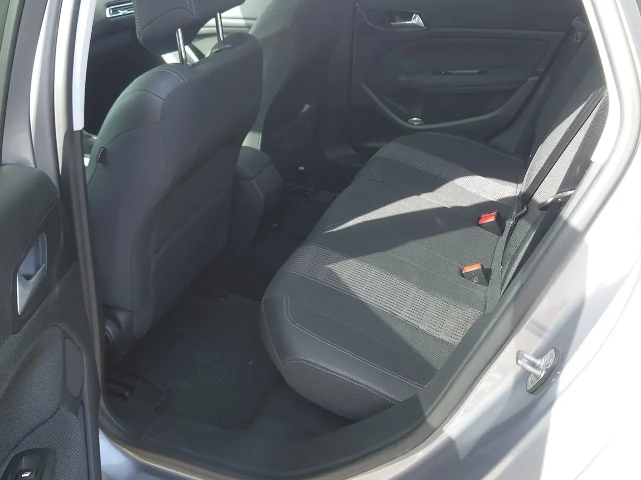 Billede 14 - Peugeot 308 1,6 BlueHDi 120 Allure Sky SW