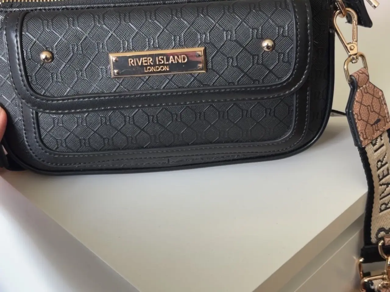 Billede 2 - River Island taske 