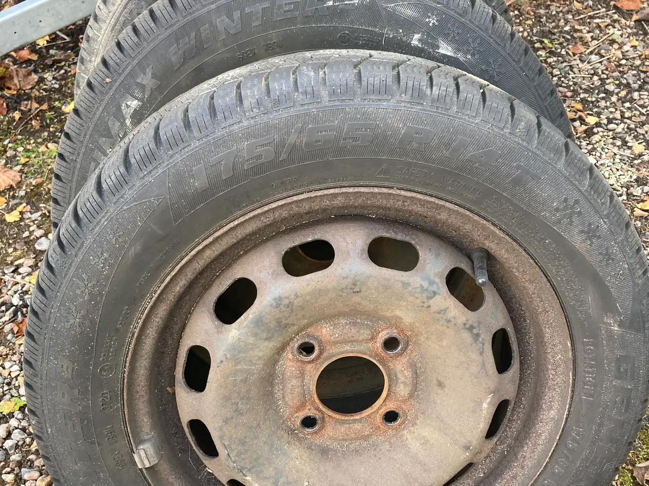 Billede 3 - Vinterdæk 14" fra Ford Fiesta