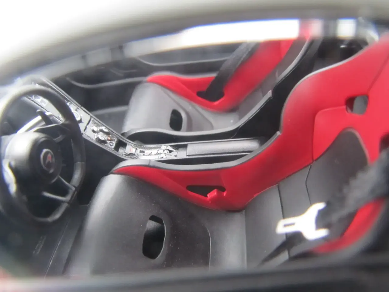 Billede 7 - 2015 McLaren 675LT fra Kyosho - 1:18