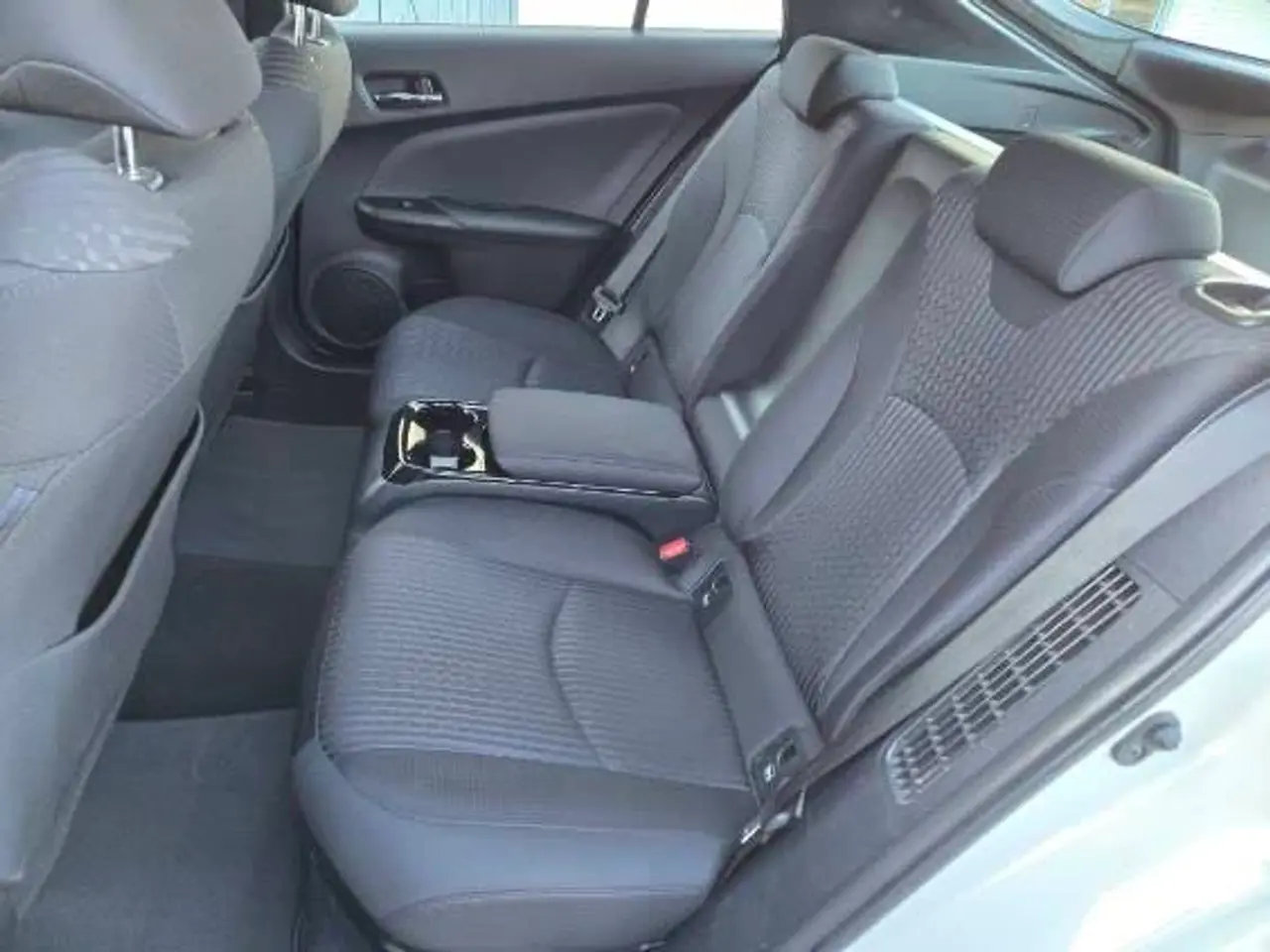 Billede 5 - Prius Plugin Hybrid som ny