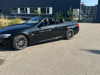 BMW 335i