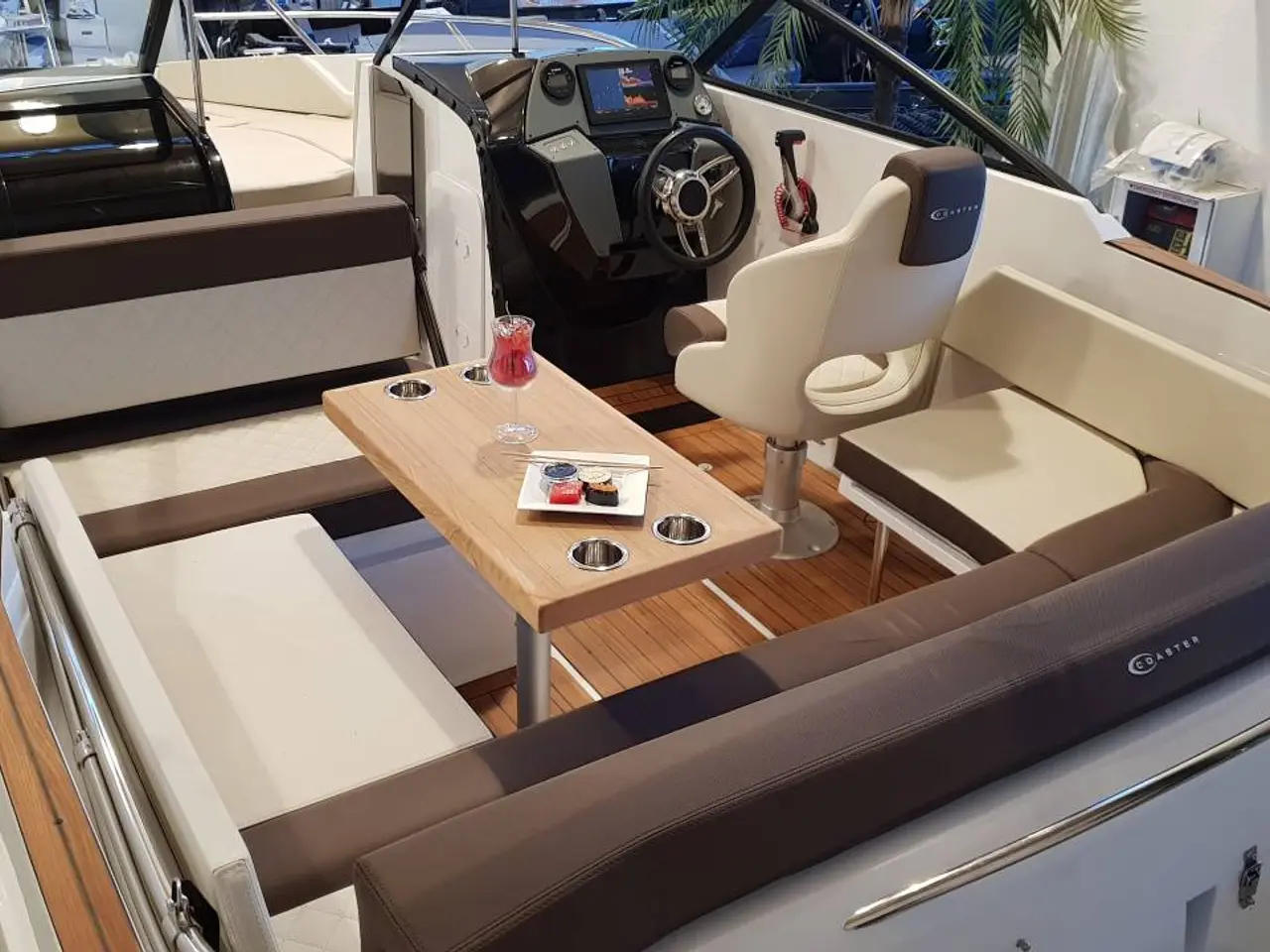 Billede 4 - Coaster 600 BR - 175 HK Yamaha/udstyr