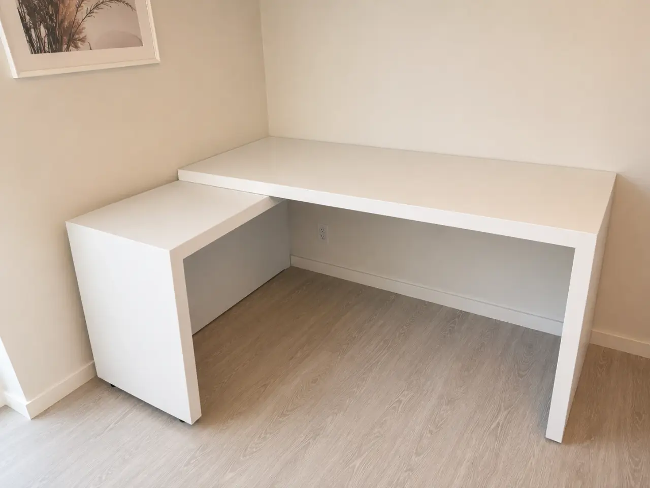 Billede 1 - Udgået IKEA MALM skrivebord