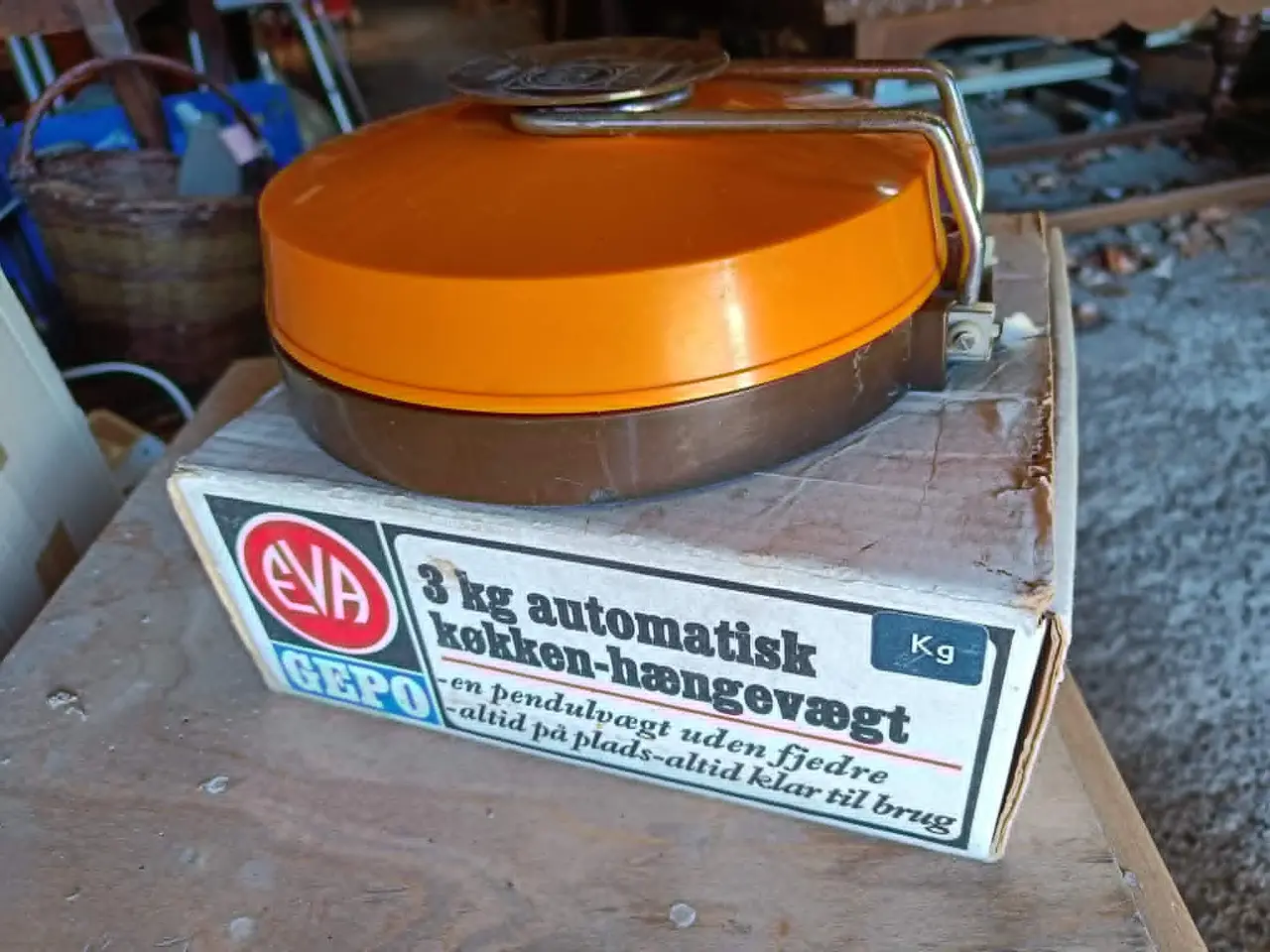 Billede 2 - EVA GEPO væghængt vægt 