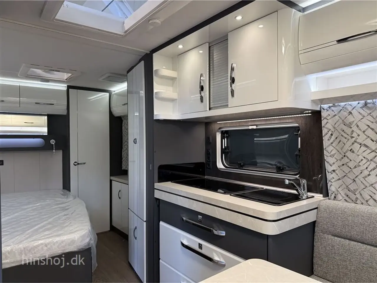 Billede 4 - 2025 - Hobby Excellent 540 WFU Dejlig vogn med rundsidegruppe og franskseng fra Hinshøj Caravan A/S