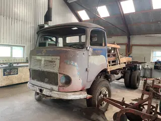 Mercedes LP 337