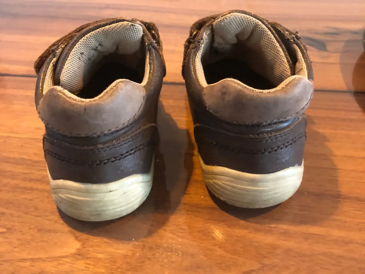 Billede 2 - Bisgaard læder sneakers str 24