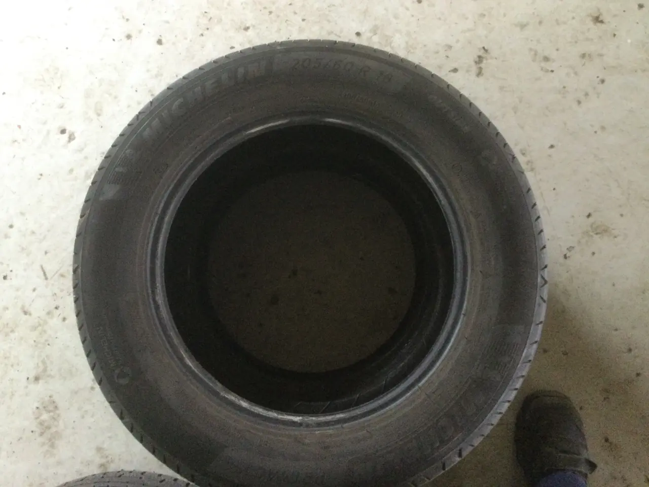 Billede 1 - 205/60/16
