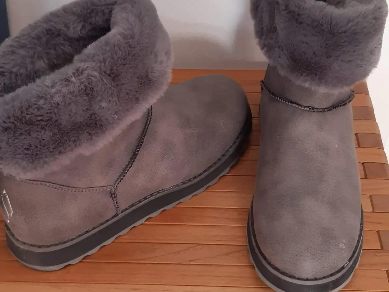 Billede 5 - Skechers støvler 37