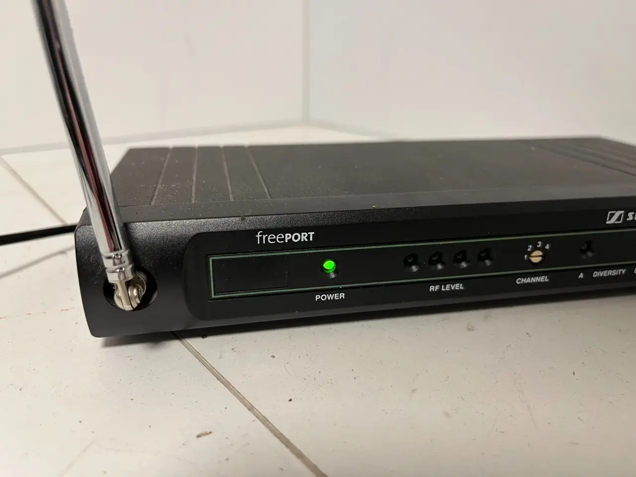 Billede 2 - Sennheiser FreePORT EM 1 Wireless Receiver 863-865